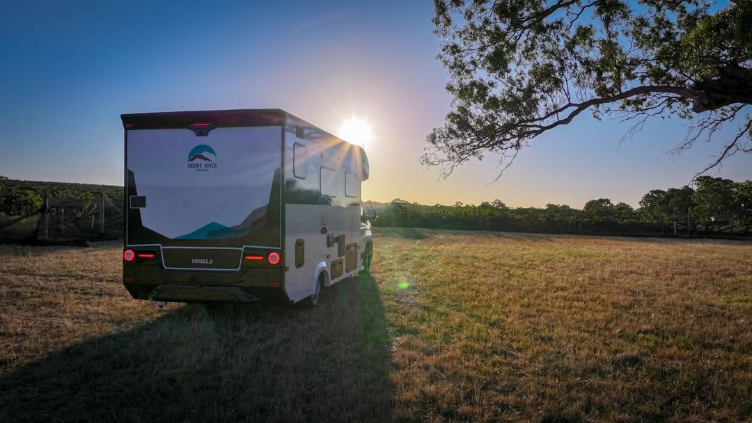 Pay a yearly fee. <span style="color:#f7a71f">Access a motorhome</span> van or caravan.
