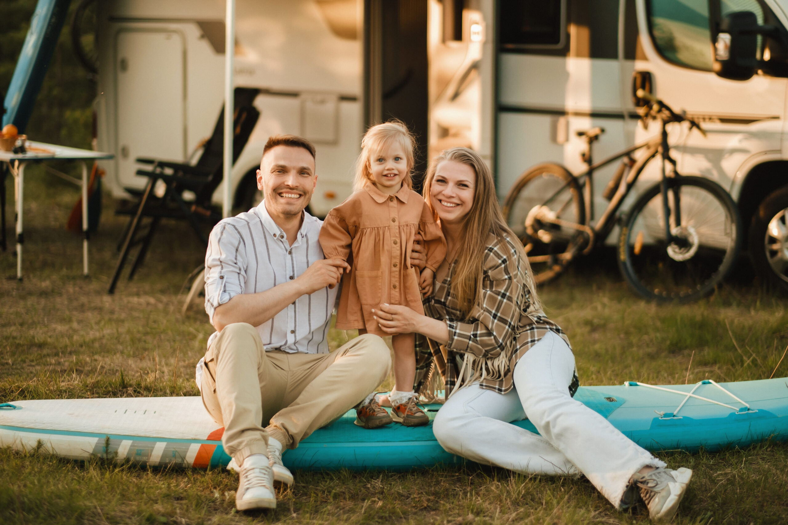 Join. <span style="color:#f7a71f">Book your dates.</span> We deliver the van.